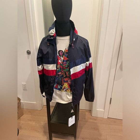 Moncler Windbreaker - Size Medium  - Moncler Hooded Jacket  - Summer Jacket - - Picture 11 of 17